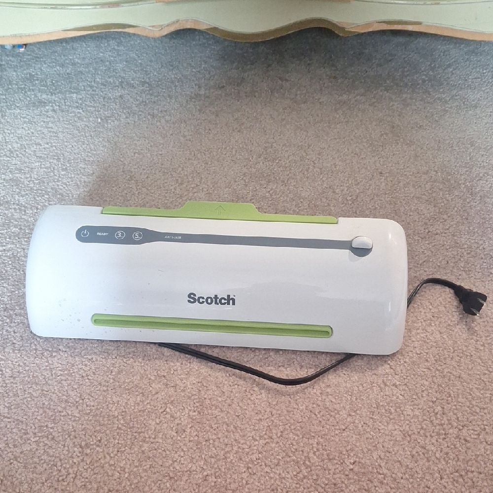 Scotch White and Green Laminator
